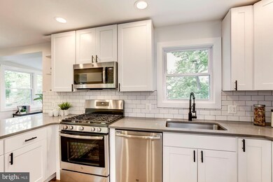 204 46th St NE, Washington, DC 20019 - photo 7