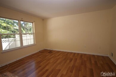 202 Somerset Ct, Princeton, NJ 08540 - photo 6