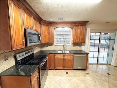 5212 Pine Branch Cir, Sugar Hill, GA 30518 - photo 3