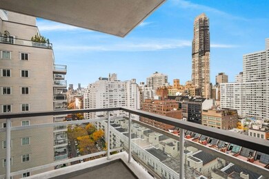 Manhattan House unit E1801, New York, NY 10065 - photo 6