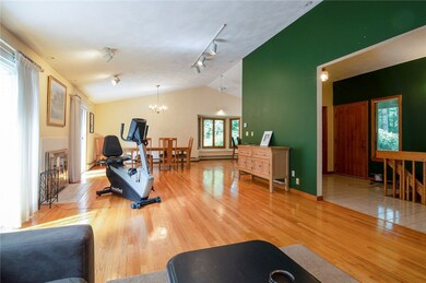 784 Pound Hill Rd, North Smithfield, RI 02896 - photo 4
