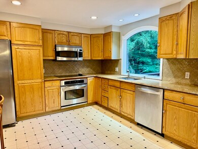 9 Brooks Rd unit 9, Sudbury, MA 01776 - photo 6