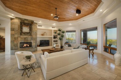 Greatroom w/fireplace