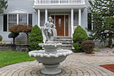 5 Tudor Ct.
