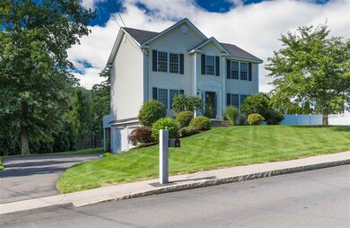 515 Campbell St, Manchester, NH 03104 - photo 2