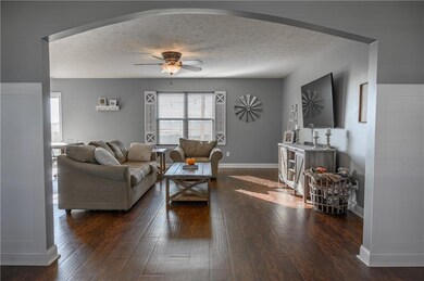 1117 Foxtail Dr, Franklin, IN 46131 - photo 4