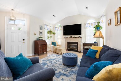 6247 Autumn Leaf Dr, Fredericksburg, VA 22407 - photo 7