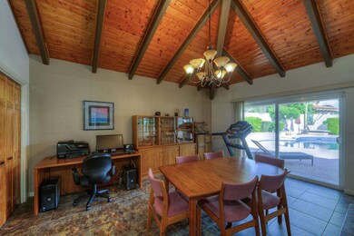 005_Office or Dining Area
