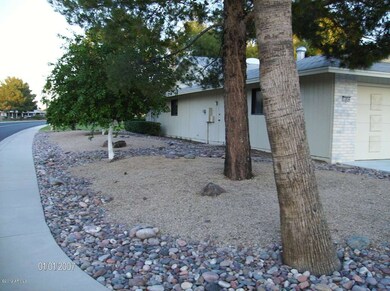 FRONT SIDE YARD