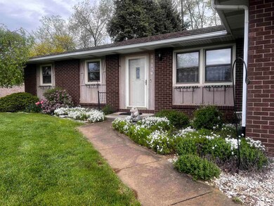 1213 Cadillac Dr W, Kokomo, IN 46902 - photo 2