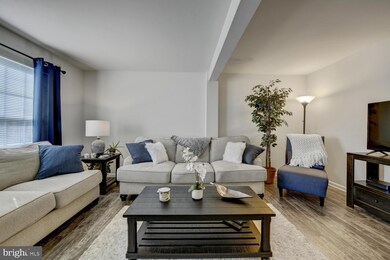 43 Guilford Place, Burlington, NJ 08016 - photo 5