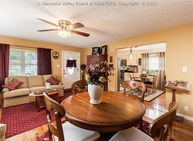 502 24th St, Dunbar, WV 25064 - photo 4