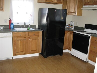 7 Earl St unit 1, West Warwick, RI 02893 - photo 3