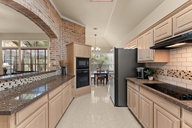 603 Flamingo Blvd, Lakeway, TX 78734 - photo 5