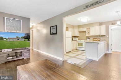 12705 Indian Springs Rd, Big Pool, MD 21711 - photo 6