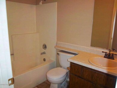 HallBath1