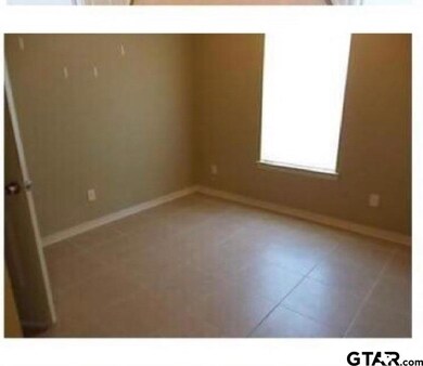 1326/1328 1326 1328 E Houston, Tyler, TX 75701 - photo 6