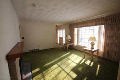 3812 Inverary Dr, Lansing, MI 48911 - photo 3