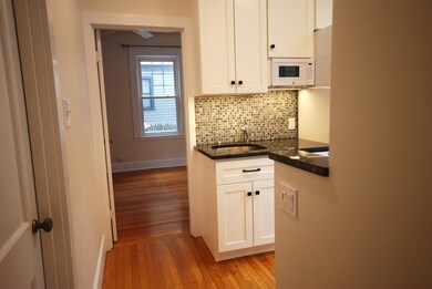 10 Shepard St unit 5, Cambridge, MA 02138 - photo 2