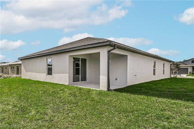262 Lisette St, Fort Myers, FL 33913 - photo 3