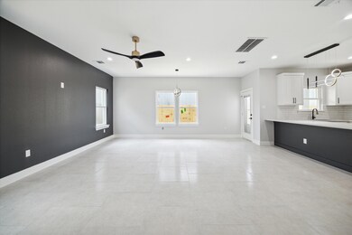 8604 Viera Ln, Houston, TX 77075 - photo 4