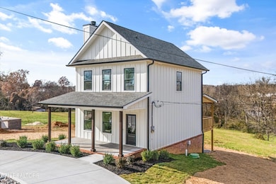 106 S Front St, Friendsville, TN 37737 - photo 3