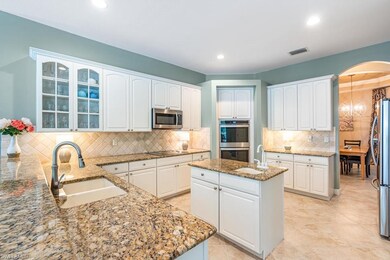 Granite Kitchen, Center Island Vegetable Sink, NEW