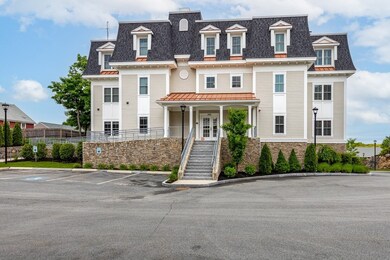 443 Essex St unit 201, Swampscott, MA 01907 - photo 2