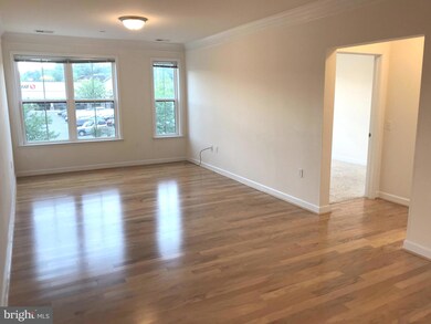 Dominion Heights unit 202, Arlington, VA 22207 - photo 7