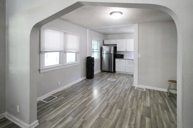 1626 N Euclid Ave, Indianapolis, IN 46218 - photo 4