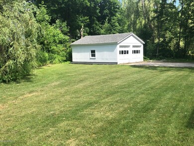 2 Car Garage 131 Main