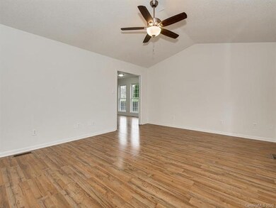 150 Deercroft Dr, Statesville, NC 28625 - photo 7