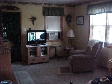 760 Pennsylvania Ave, Wallingford, PA 19086 - photo 4