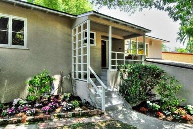 2000 W Parkside Ave, Burbank, CA 91506 - photo 2