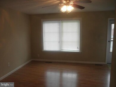 1425 Harford Square Dr, Edgewood, MD 21040 - photo 2