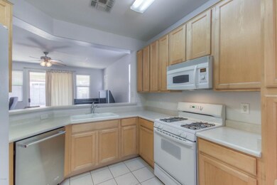 Kitchen (2)-FULL
