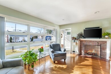 37 Pinette St, North Dartmouth, MA 02747 - photo 6