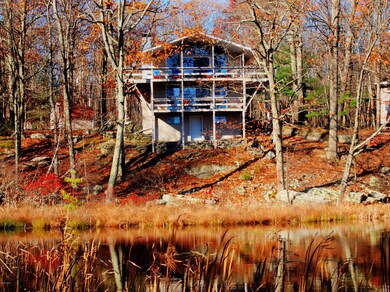 805 Widgeon Ct, Hawley, PA 18428 - photo 7