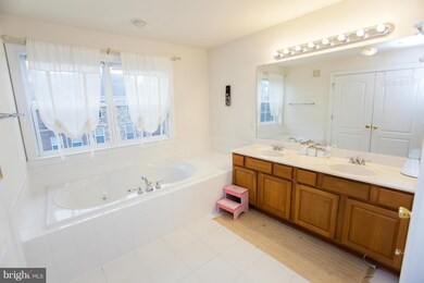 3544 Carriage Walk Ln unit 46-D, Laurel, MD 20724 - photo 7