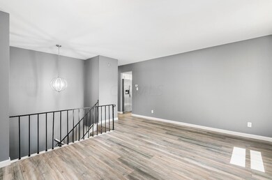 L 6050 Endicott Rd014