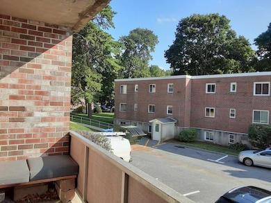 11 Jacqueline Rd unit D, Waltham, MA 02452 - photo 5