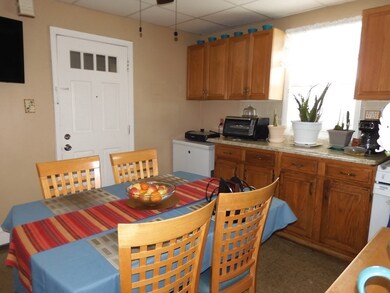 103 Spruce St unit 105, Lawrence, MA 01841 - photo 4