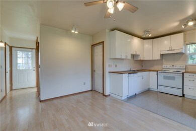 7011 300th St NW, Stanwood, WA 98292 - photo 2