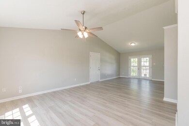 112 Larry Way, Bunker Hill, WV 25413 - photo 4