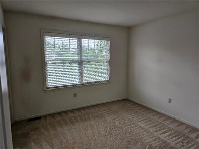 1256 Crofton Dr, Bethlehem, PA 18017 - photo 6