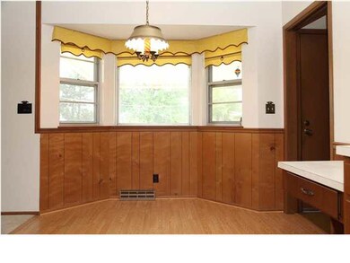 BREAKFAST NOOK