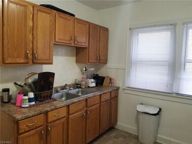 3333 Desota Ave, Cleveland, OH 44118 - photo 6