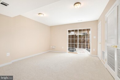 43721 Clear Lake Square, Ashburn, VA 20147 - photo 4