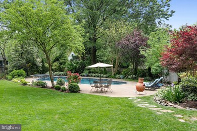 405 Yale Dr, Alexandria, VA 22314 - photo 4