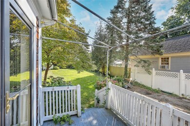 6 Central St, Bristol, RI 02809 - photo 7